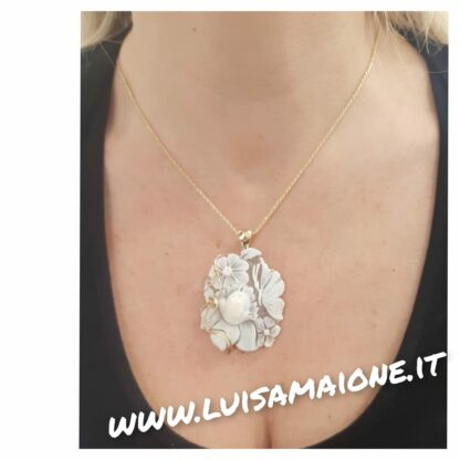 Collana Cammeo Sardonica Floreale in Argento Dorato